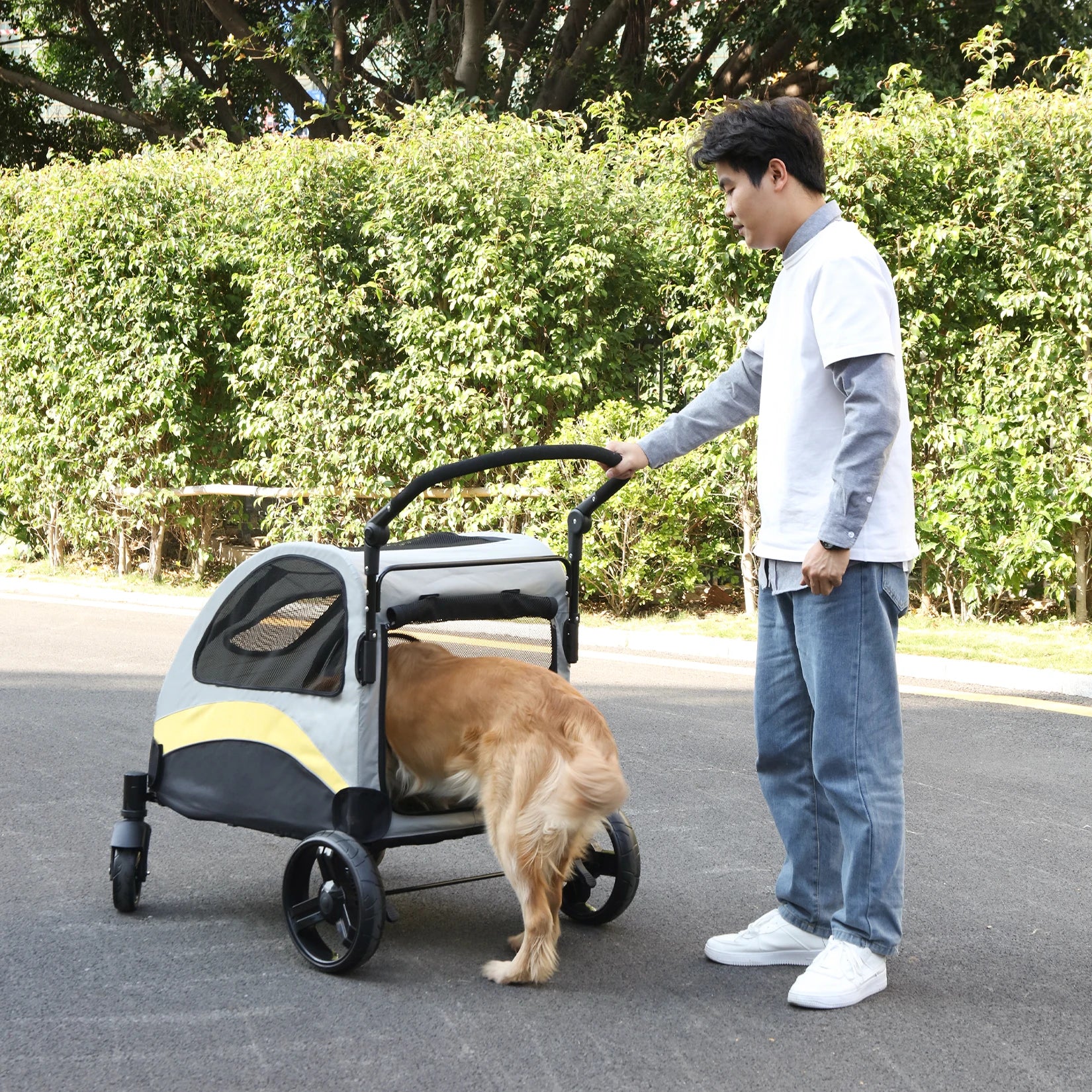 Portable 4-Wheel Dog Stroller for Large Dogs, Foldable Pet Travel Carrier for Cats & Outdoor Use Portable 4-Wheel Dog Stroller for Large Dogs, Foldable Pet Travel Carrier for Cats & Outdoor Use
