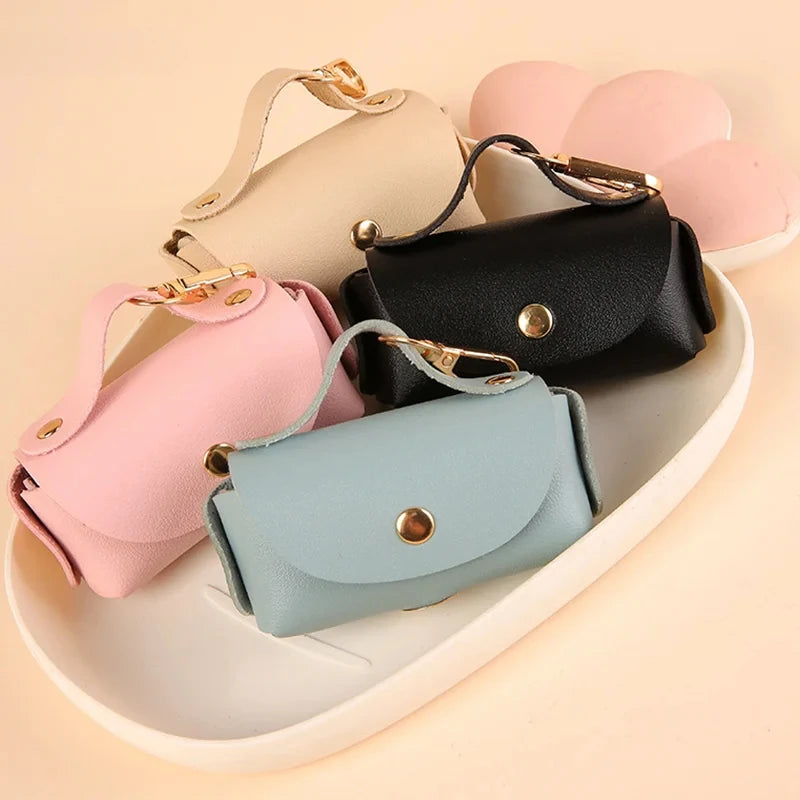 Portable Leather Dog Poop Bag Holder – Stylish Dispenser for Pet Waste Bags Portable Leather Dog Poop Bag Holder – Stylish Dispenser for Pet Waste Bags