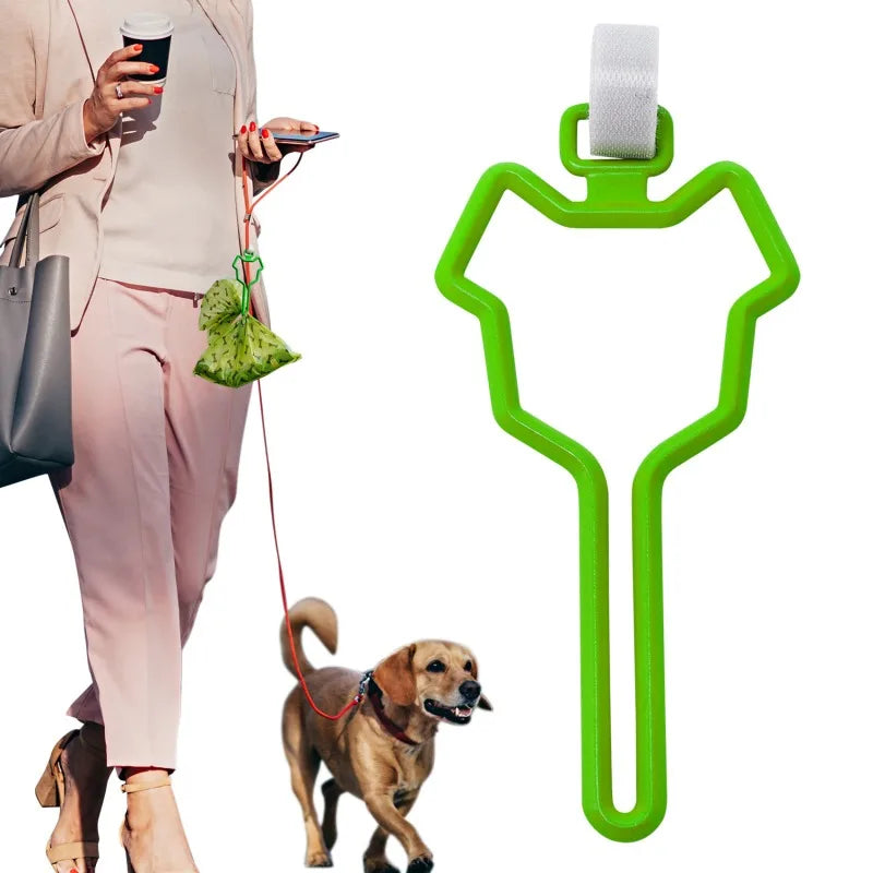 Dog Poop Bag Holder Clip – Hands-Free Pet Waste Bag Dispenser for Leash or Outdoor Walks Dog Poop Bag Holder Clip – Hands-Free Pet Waste Bag Dispenser for Leash or Outdoor Walks