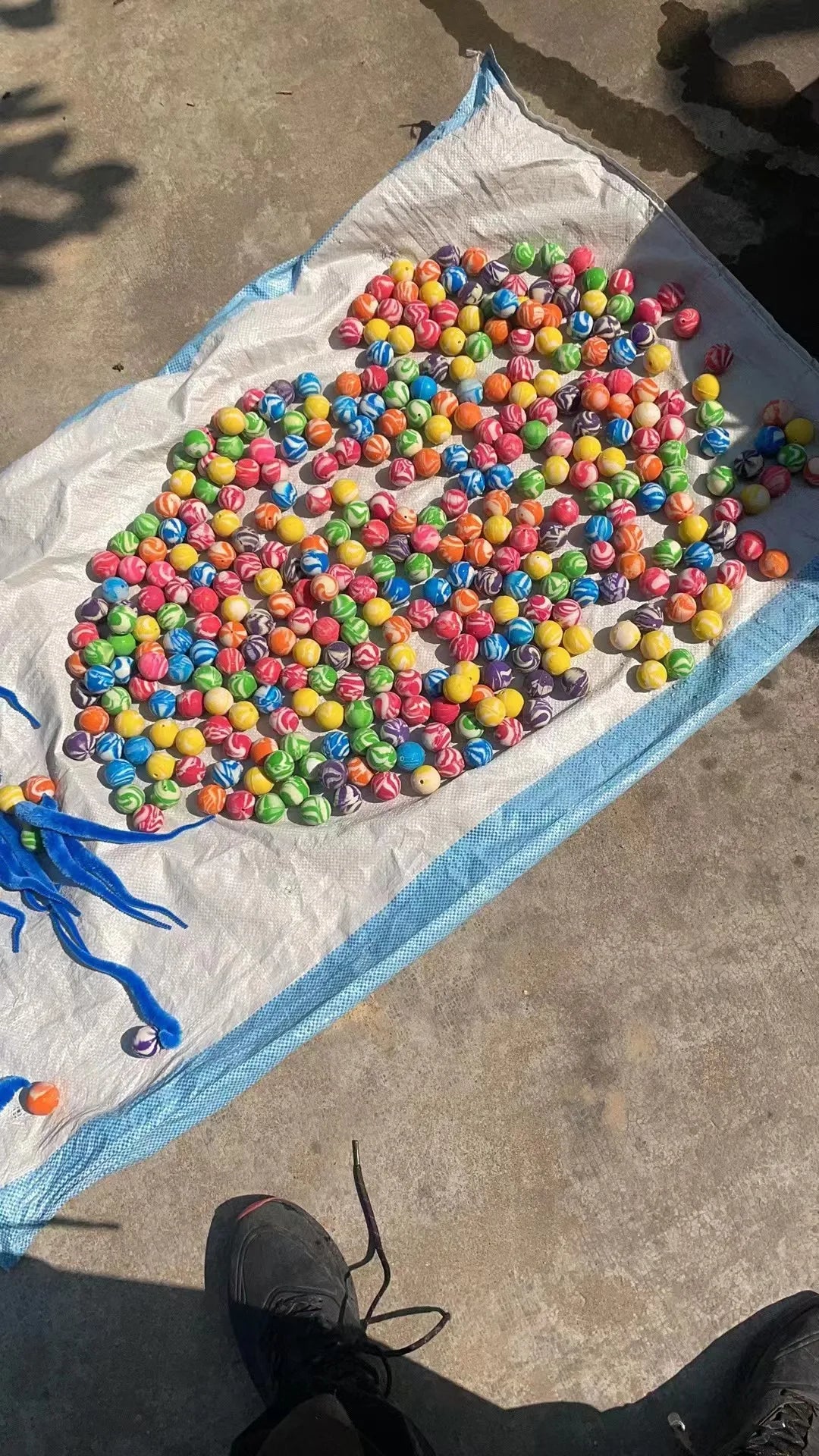 Interactive Cat Bouncing Ball & Caterpillar Toy – Colorful Elastic Puzzle Teaser for Indoor Cats Interactive Cat Bouncing Ball & Caterpillar Toy – Colorful Elastic Puzzle Teaser for Indoor Cats