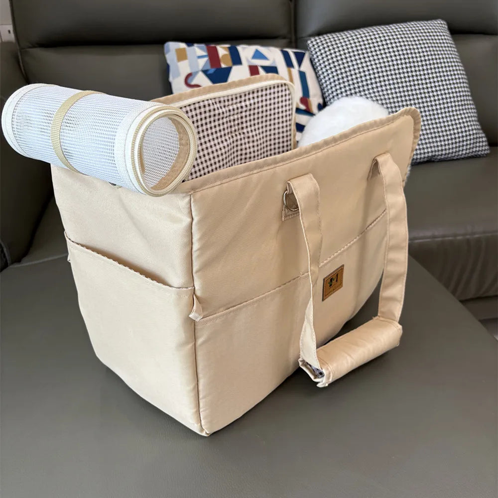 Dog Car Booster Seat & Pet Carrier Bag for Small Dogs and Cats, with Pad and Safety Straps Dog Car Booster Seat & Pet Carrier Bag for Small Dogs and Cats, with Pad and Safety Straps