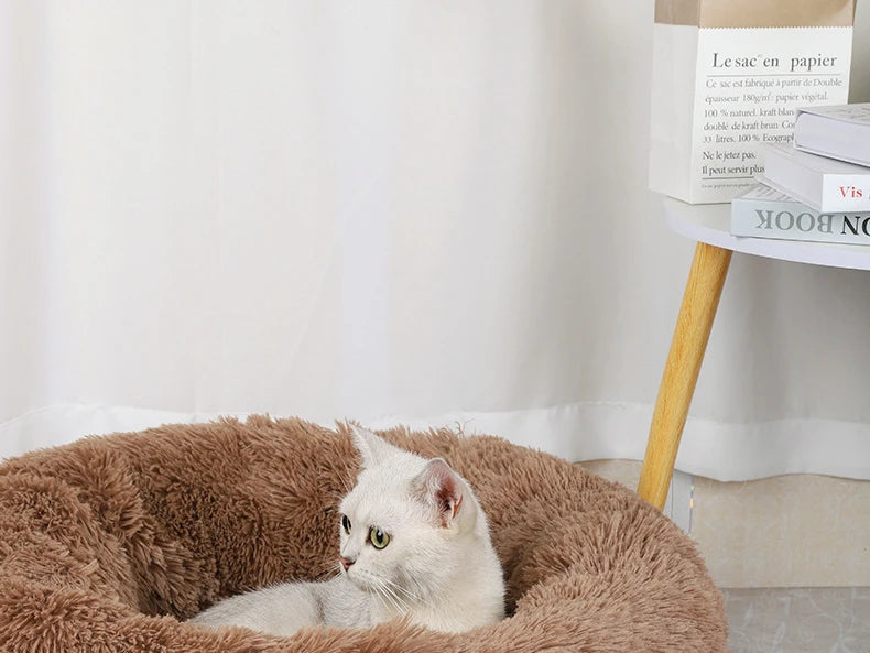 Plush Round Pet Nest Bed for Cats and Small Dogs Plush Round Pet Nest Bed for Cats and Small Dogs