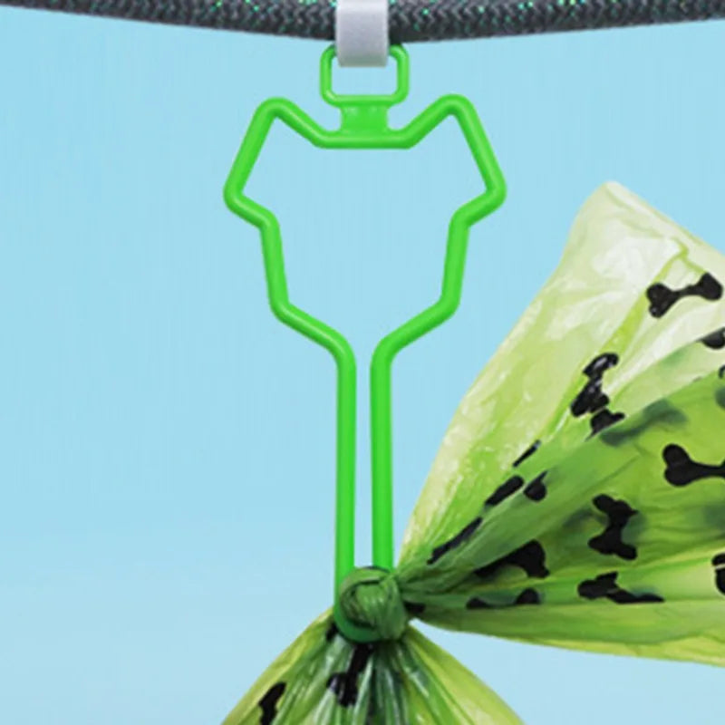 Dog Poop Bag Holder Clip – Hands-Free Pet Waste Bag Dispenser for Leash or Outdoor Walks Dog Poop Bag Holder Clip – Hands-Free Pet Waste Bag Dispenser for Leash or Outdoor Walks