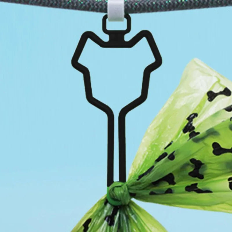 Dog Poop Bag Holder Clip – Hands-Free Pet Waste Bag Dispenser for Leash or Outdoor Walks Dog Poop Bag Holder Clip – Hands-Free Pet Waste Bag Dispenser for Leash or Outdoor Walks