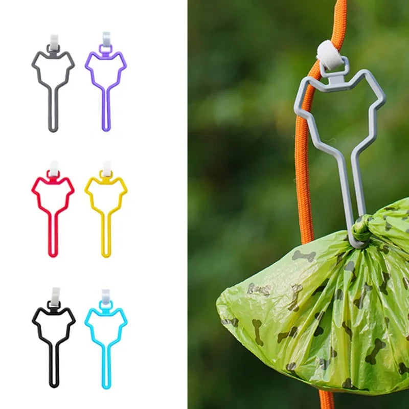Dog Poop Bag Holder Clip – Hands-Free Pet Waste Bag Dispenser for Leash or Outdoor Walks Dog Poop Bag Holder Clip – Hands-Free Pet Waste Bag Dispenser for Leash or Outdoor Walks