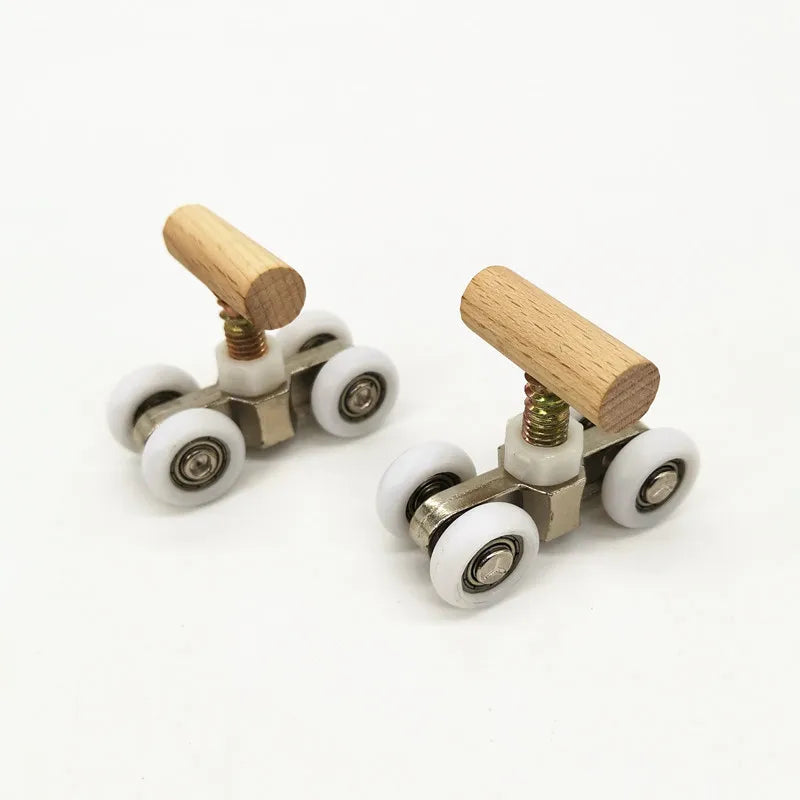 1 Pair Parrot Roller Skates — Mini Bird Training & Trick Toy