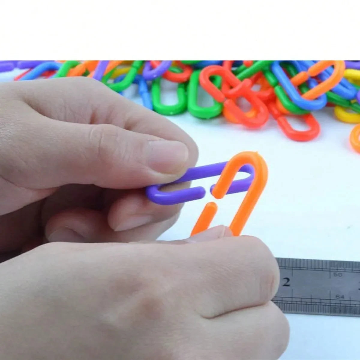 Colorful Plastic Bird Chain Links – DIY Cage Toy Hooks for Parrots