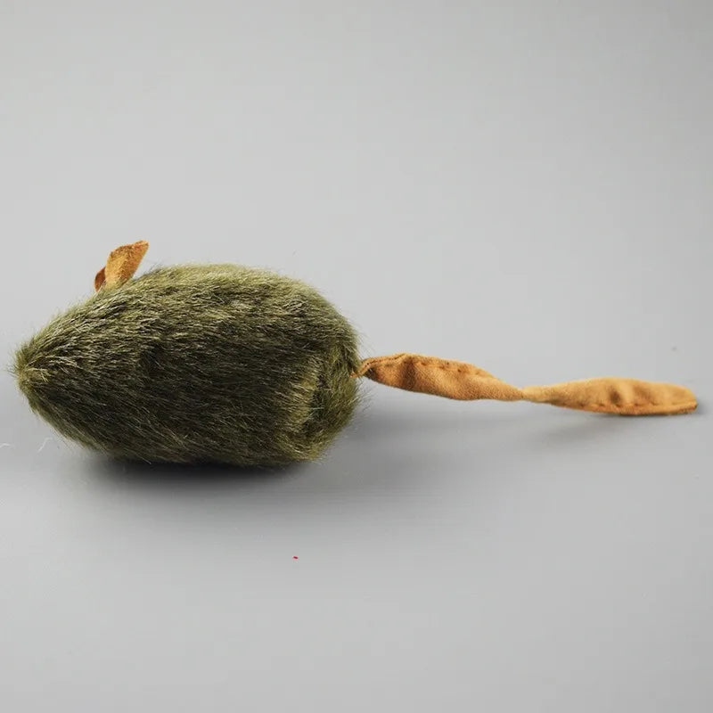 Interactive Chirping Mouse for Kittens to Relieve Boredom