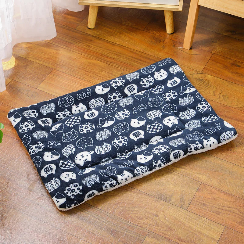 Soft Flannel Pet Sleeping Mat