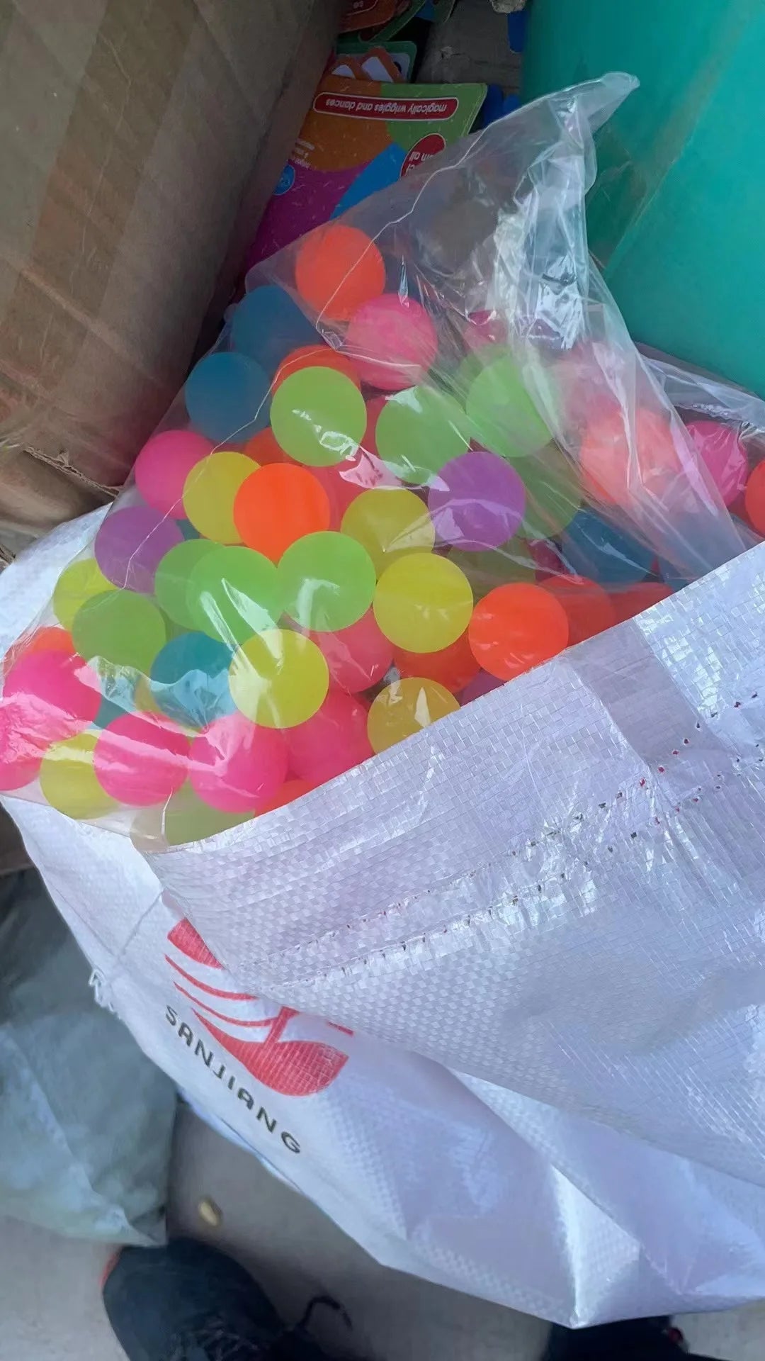 Interactive Cat Bouncing Ball & Caterpillar Toy – Colorful Elastic Puzzle Teaser for Indoor Cats