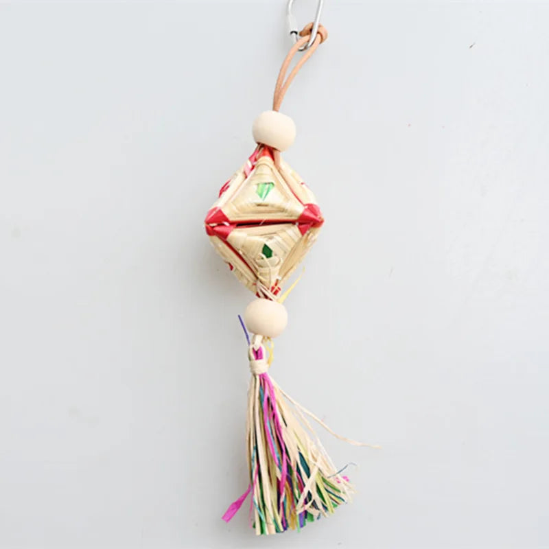 1pc Natural Straw Parrot Chew Toy