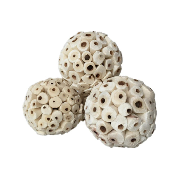 Natural Sola Ball Bird Chewing & Foraging Toys